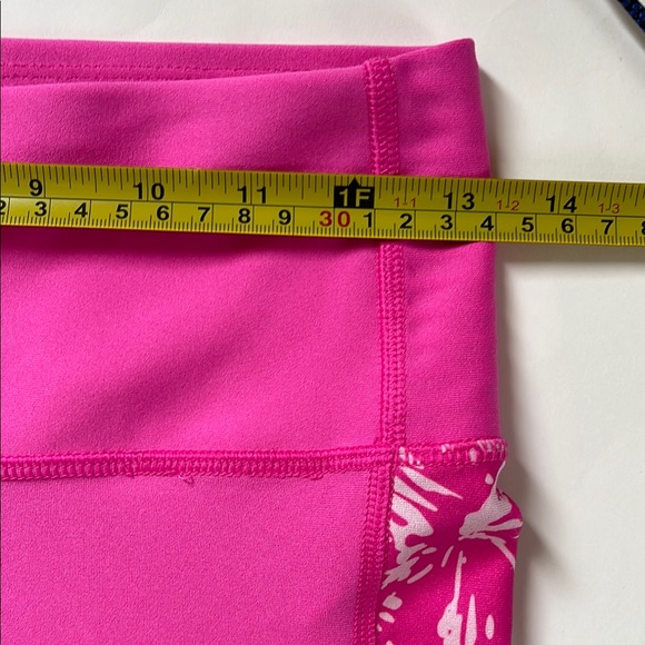 Under Armour Hot Pink Patterned Leggings - Picture 9 of 12